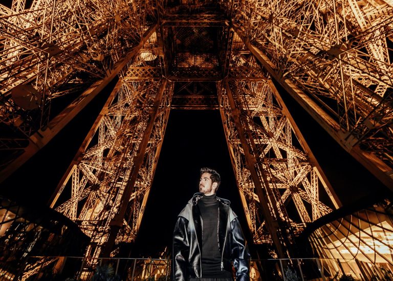 MonumentalTour_Eiffel_MichaelCanitrot_Credit_@ShotByWozniak2