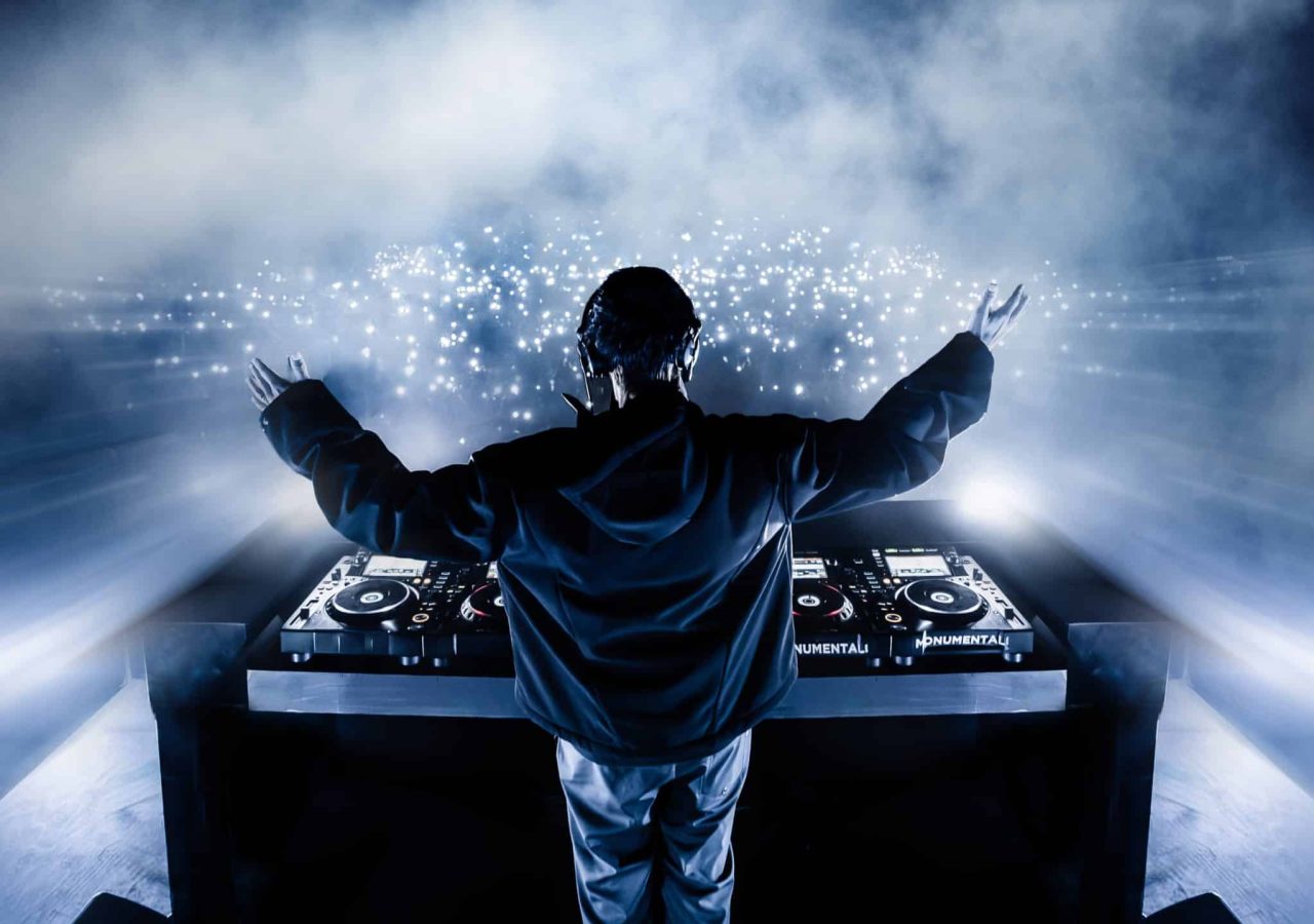 Monumental_Tour_ @SebastienNagy.8